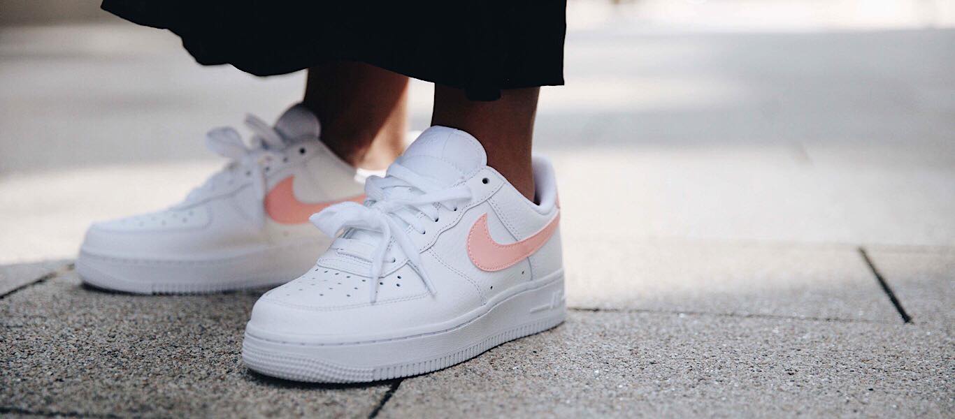 Melanie in Nike Air Force 1