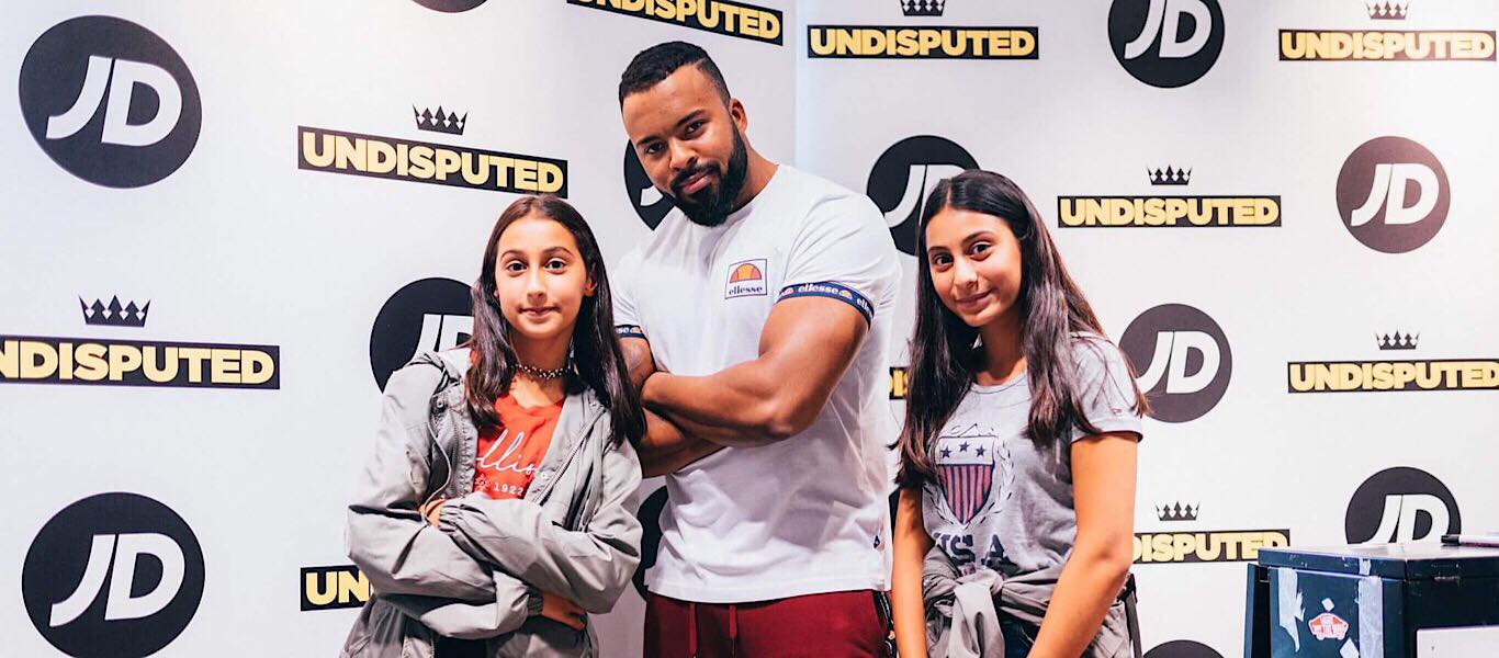 Bodyformus im JD Sports Store in Köln